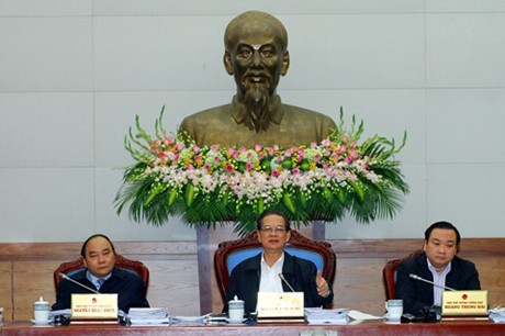 В Ханое прошло декабрьское заседание вьетнамского правительства - ảnh 1